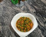 A picture of step 3 of Parsley carrot sauce.