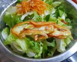 Hình bước làm 1 của món Salad xà lách carol