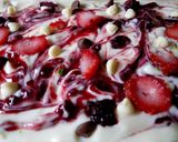 A picture of step 7 of Frozen yogurt berries bark#icecreamfanatic.