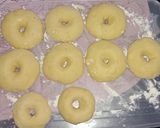 Foto langkah ke 4 dari resep Donat Gula.