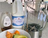A picture of step 1 of Avocado-melon smoothie.