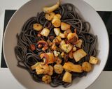 Foto del paso 1 de la receta: Espaguetis negros con marisco