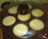 Foto langkah ke 2 dari resep Surabi keju susu.