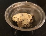 A picture of step 4 of Peppermint Chip Shortbread Cookies.