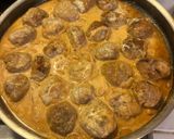 Foto del passaggio 5 della ricetta Le polpette più buone…cipolle e birra