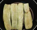 Foto del paso 1 de la receta: Rollitos de calabacín
