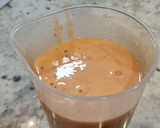 Foto del paso 3 de la receta: Batido de mango, piña, plátano, fresas y galletas