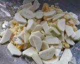 Foto langkah ke 3 dari resep Tumis Timun Telur.