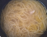 Foto del paso 1 de la receta: Espaguetis con ternera y espinacas