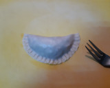 Foto del paso 3 de la receta: Empanadillas de pisto confinado