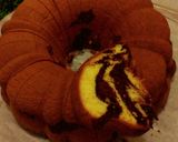 Foto langkah ke 6 dari resep Marble Cake Jadul ala Pak Sahak Pribadi.