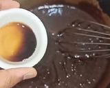 A picture of step 5 of Bourbon biscuit cake | 3 ingredients cake recipe without oven.