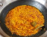 A picture of step 6 of Methi Chicken.
