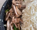 Foto del paso 5 de la receta: Noodles con ternera y wok de verduras picante