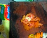 Foto langkah ke 1 dari resep Mie nyemek ala resto.