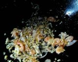 Foto langkah ke 1 dari resep Nasi goreng saus udang.