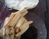 Foto langkah ke 1 dari resep Piscok Karamel.
