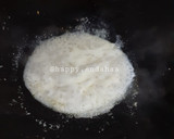 Foto langkah ke 1 dari resep Gulai Putih Kentang Telur.