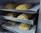 Foto langkah ke 2 dari resep Banana Strudel.