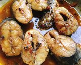 Hình bước làm 5 của món Cá nhồng kho tiêu
