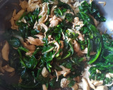 Foto del paso 2 de la receta: Lasaña de pollo y espinacas