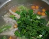 Foto langkah ke 2 dari resep Sayur Sop Ceker Ayam.