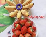 Hình bước làm 2 của món Sinh tố chuối dâu tây