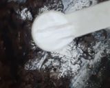 A picture of step 3 of Chocolate cake in frying pan.