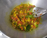 A picture of step 4 of Kanda Poha.