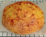 Foto langkah ke 23 dari resep Kunyit Chili Flakes Cheese Sourdough Bread (Open Bake Method).