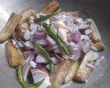 A picture of step 1 of Spicy Brinjal Stir Fry.