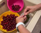 Joghurtos meggyes süti recept fázis 1 fotója