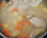 Foto langkah ke 4 dari resep Sup Ayam Rempah.