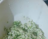 A picture of step 1 of Cabbage and capsicum sabzi.