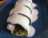 Foto del paso 13 de la receta: Canelón de calabacín relleno de langostinos y trigueros