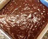 Foto langkah ke 6 dari resep Triple Chocolate Fudgy Brownies.