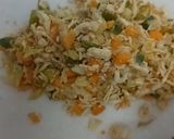A picture of step 4 of ChickenSpring rolls.