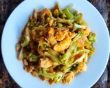 Foto langkah ke 5 dari resep Tumis Telur Brokoli.