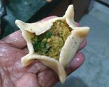 A picture of step 3 of Peas Potli.