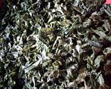 Foto langkah ke 1 dari resep Dendeng Daun Singkong (Kripik Paru KW).