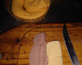 Foto del paso 3 de la receta: Milanesa rellena con cheddar, jamón y queso ! 🤤