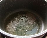 A picture of step 2 of Ringan Choli nu shaak.