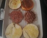 Foto del paso 7 de la receta: Hamburguesa con bacon y quesos