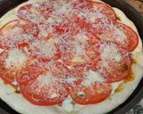 Foto del paso 9 de la receta: Pizza media masa caprese