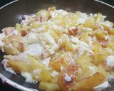Foto del paso 2 de la receta Patatas Lucio con bacon y queso