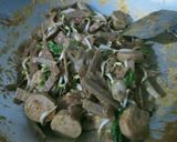 Foto langkah ke 6 dari resep "Seblak kadedemes kulit singkong".