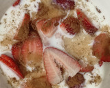 Foto del paso 2 de la receta: Porridge con fresas, frambuesas y arándanos al microondas (Gachas de Avena)