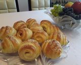 Virslivel töltött croissant recept fázis 8 fotója