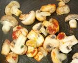 A picture of step 2 of Palak Mushrooms.