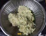 A picture of step 5 of Surti Masala khichu (Gujarati Rice Flour Khichu).